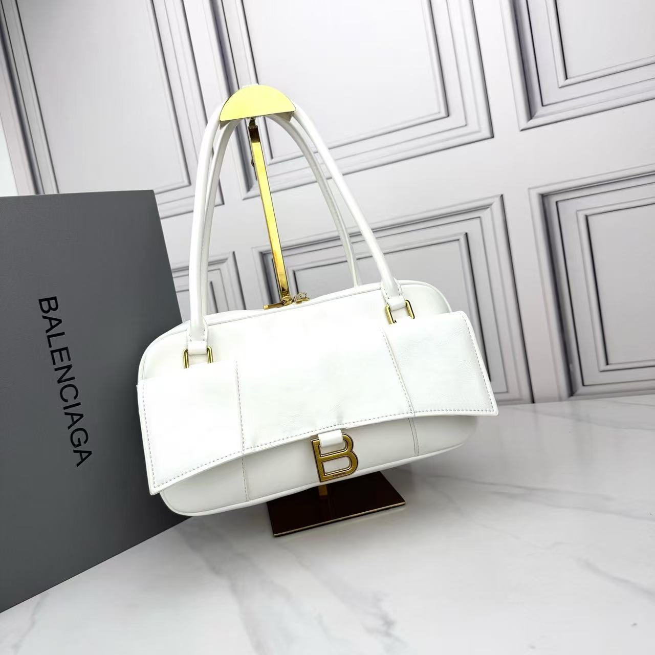 Balenciaga Bel Air Medium Carry All Bag