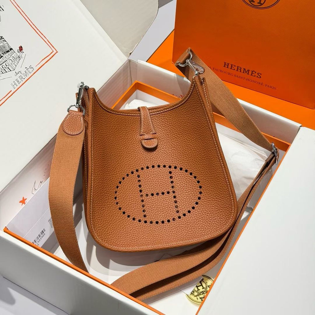 Hermès Evelyne Bag – Luxury Leather Crossbody Bag