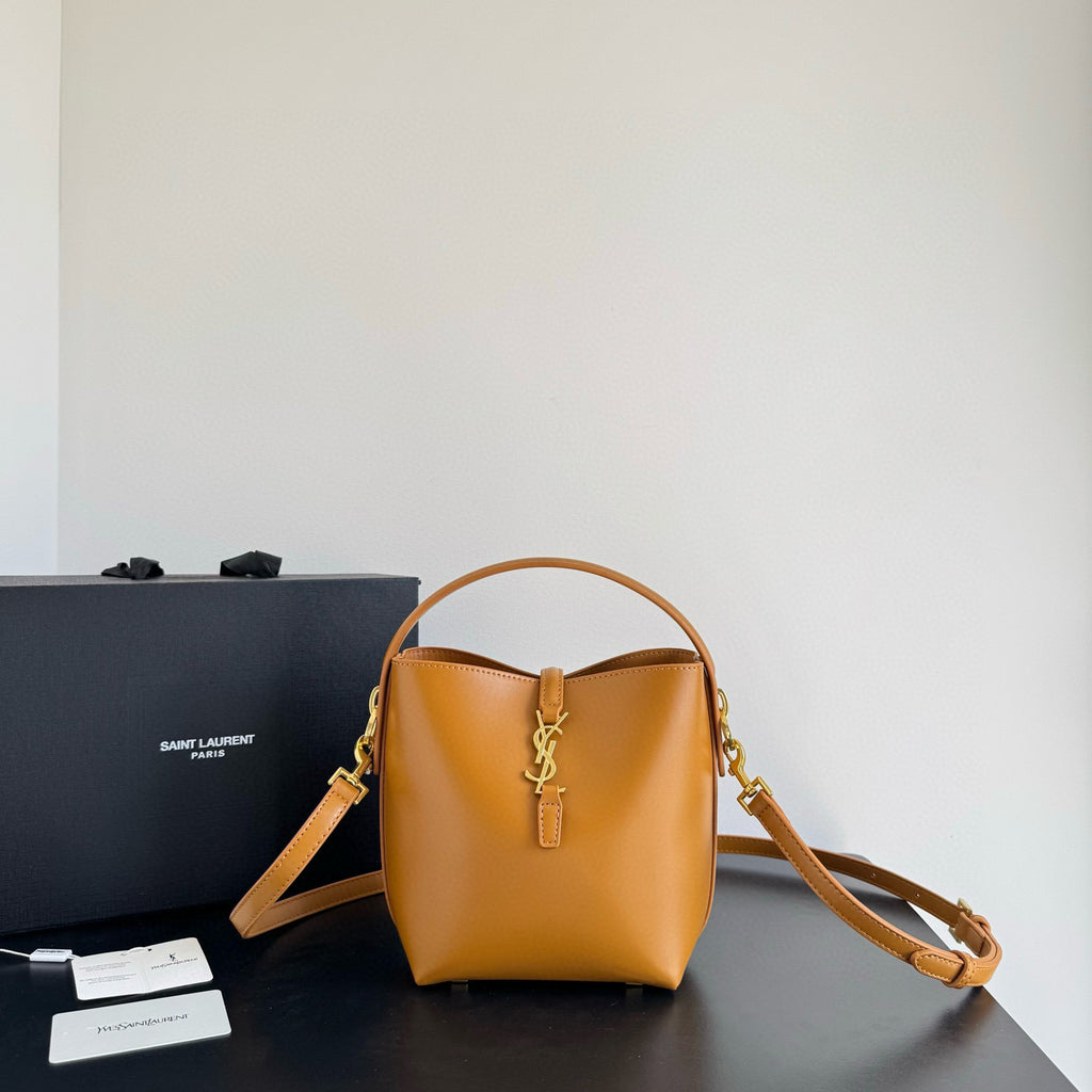 Saint Laurent Le 5 à 7 Bag – Luxury Leather Shoulder Bag