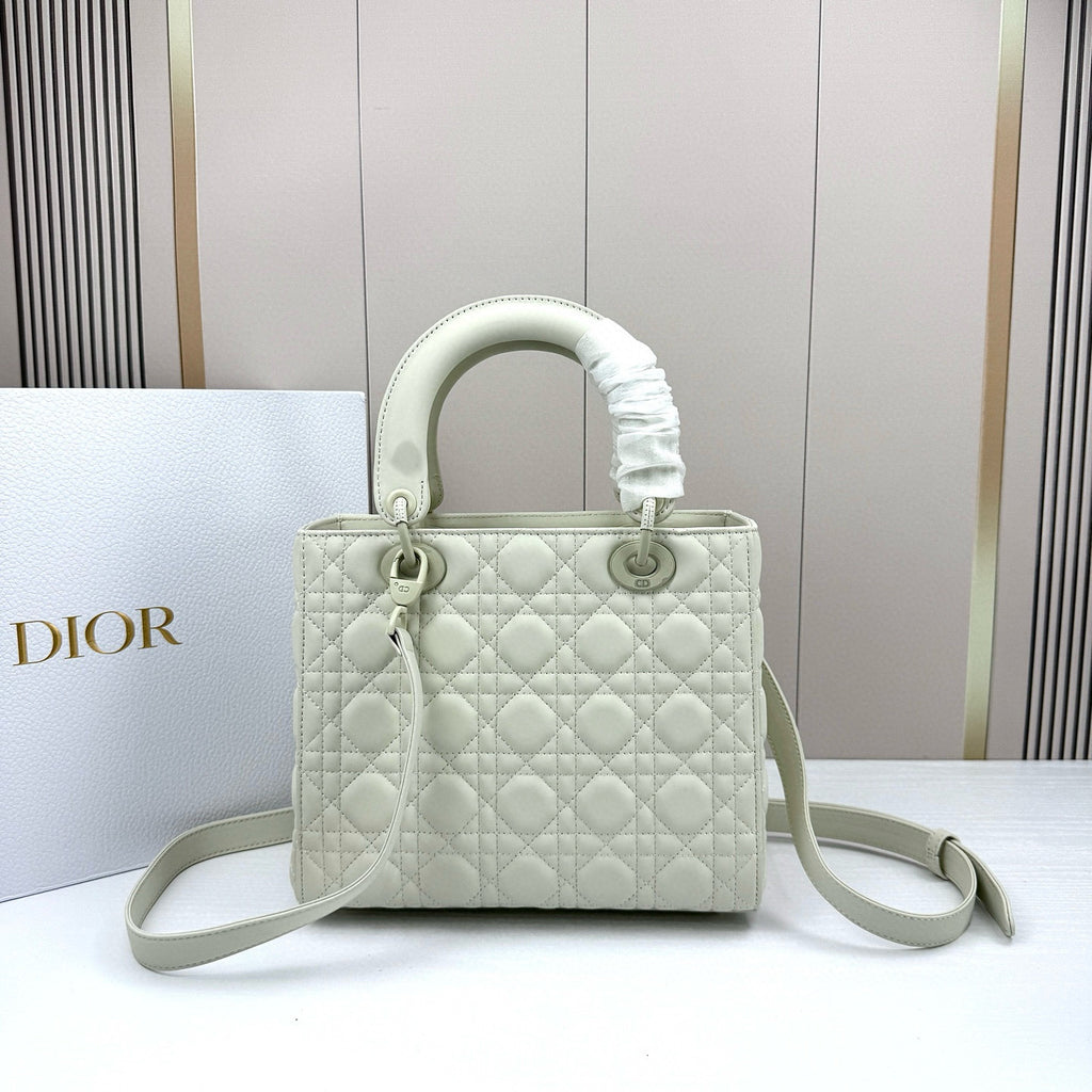 Dior Lady Dior Bag – Cannage Quilted Leather Luxury Handbag