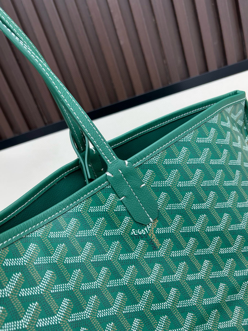 Gucci GG Supreme Tote Bag – Premium Quality Luxury Inspired Women’s Tote Handbag