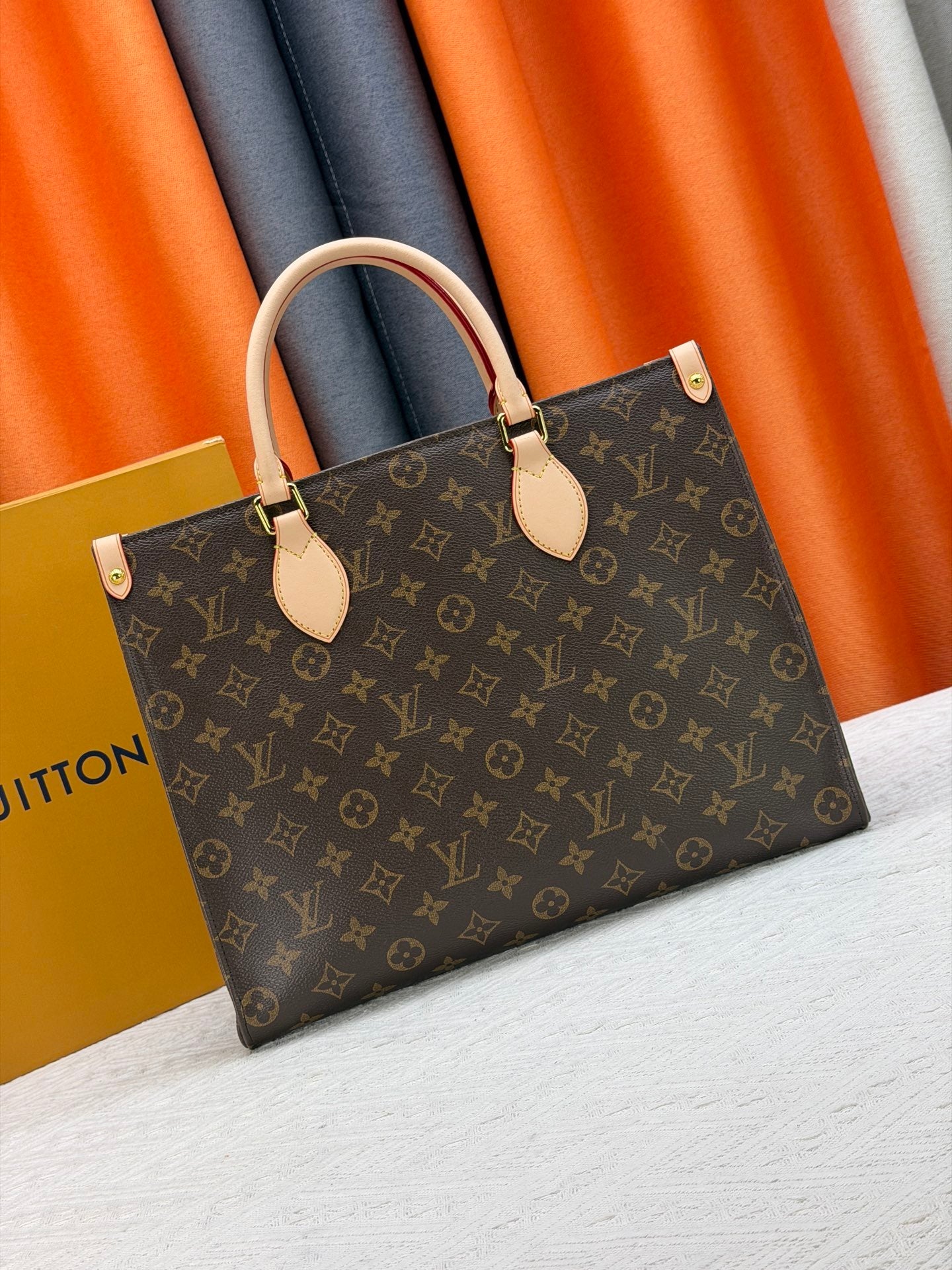 Louis Vuitton OnTheGo MM Monogram Canvas Tote Bag – Authentic Luxury Handbag