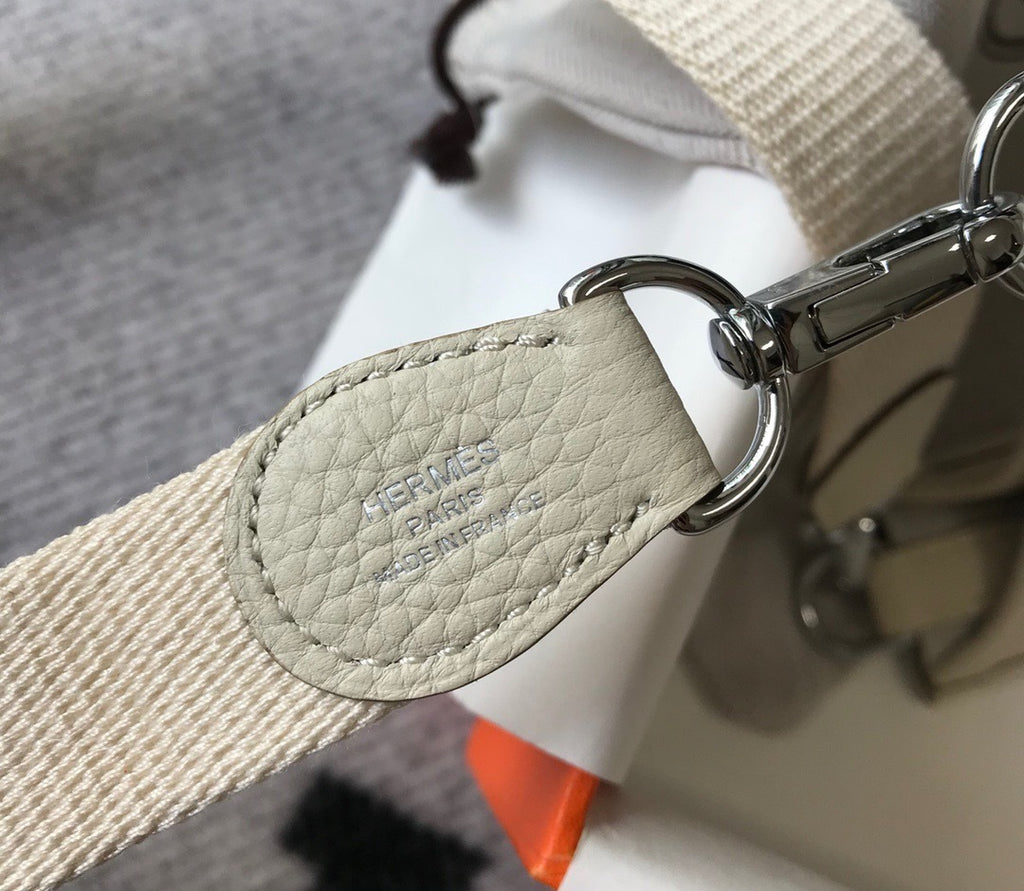 Hermès Evelyne Bag – Luxury Leather Crossbody Bag