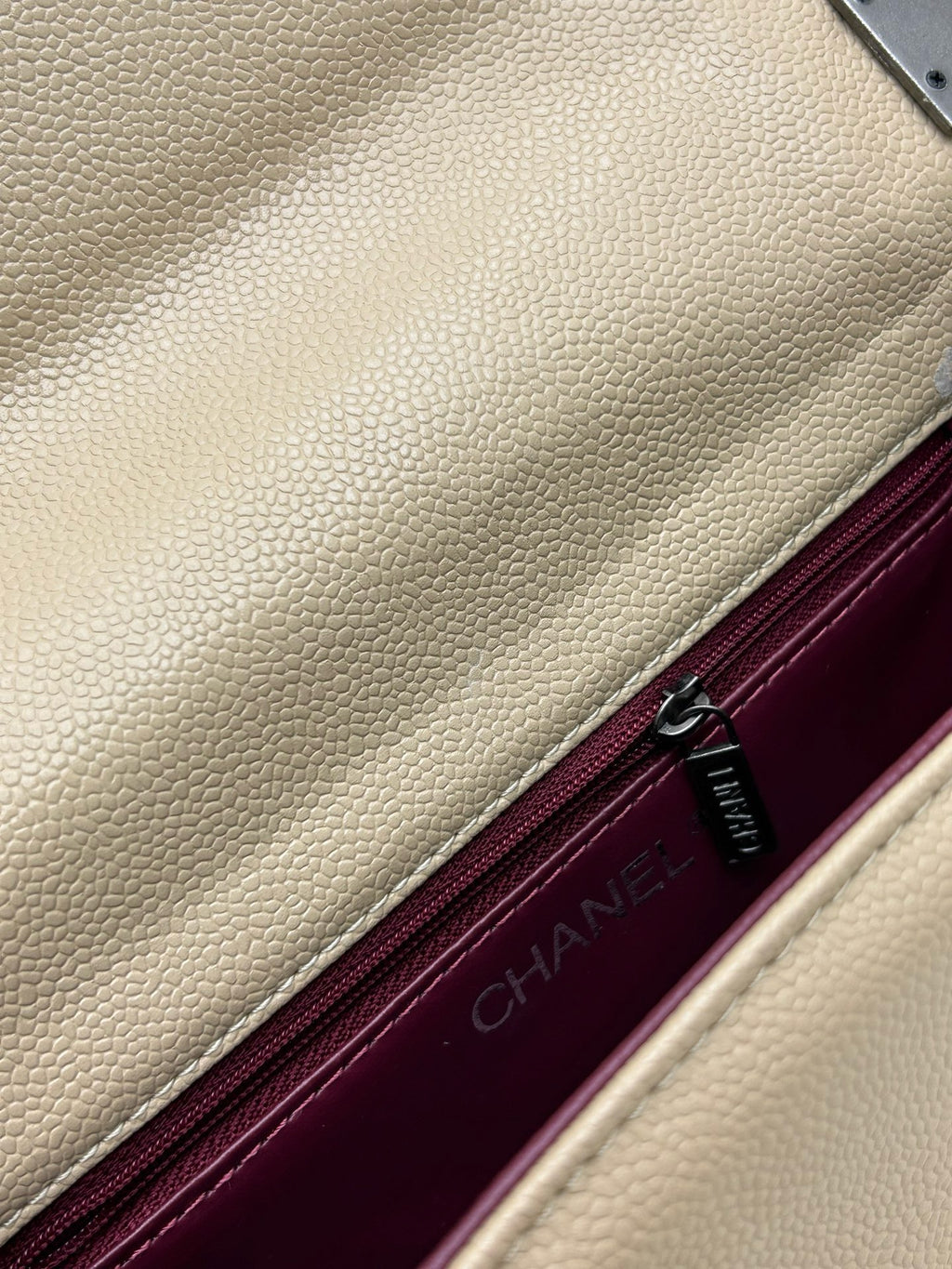 Chanel Boy Bag – Authentic Quilted Leather Luxury Shoulder & Crossbody Handbag