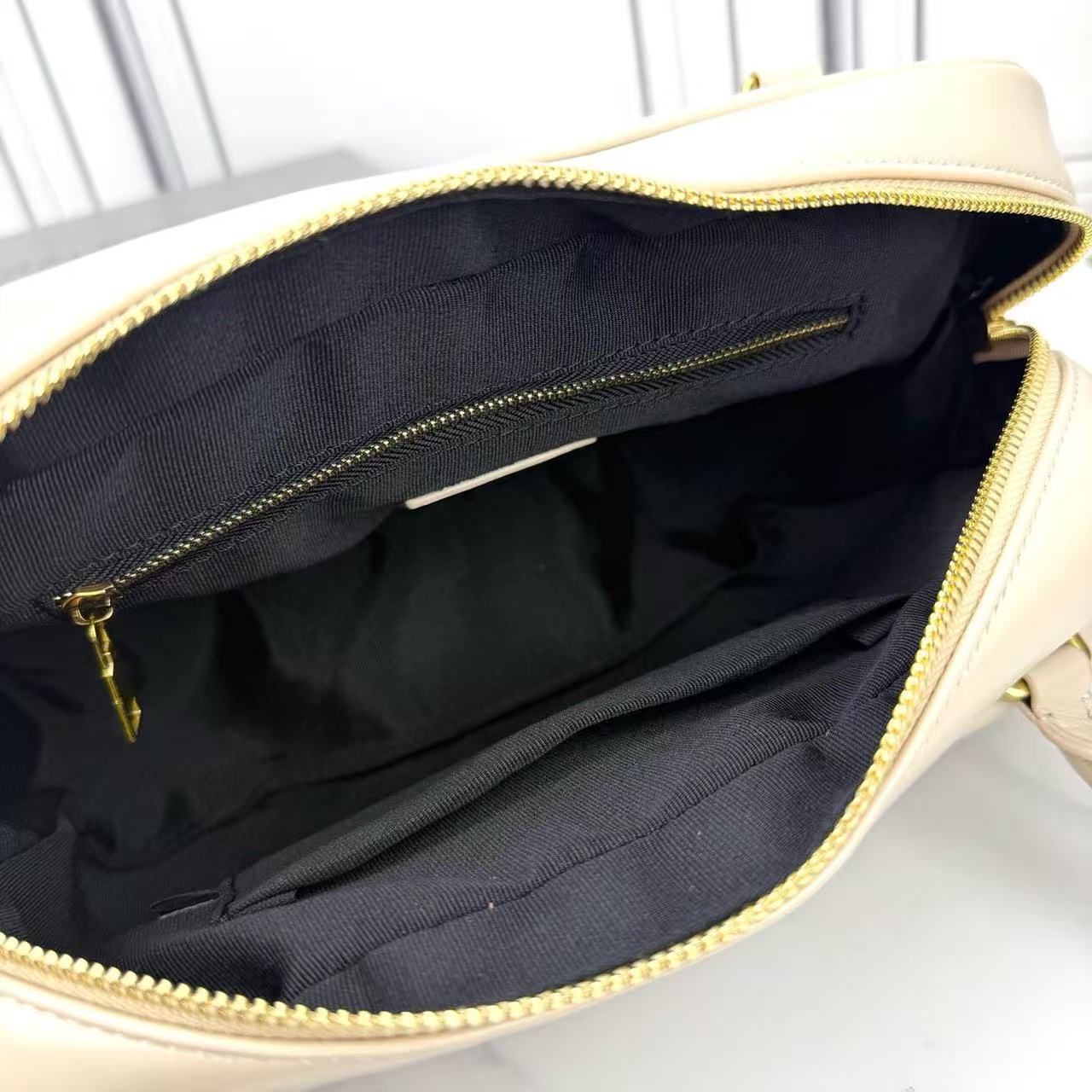 Balenciaga Bel Air Medium Carry All Bag
