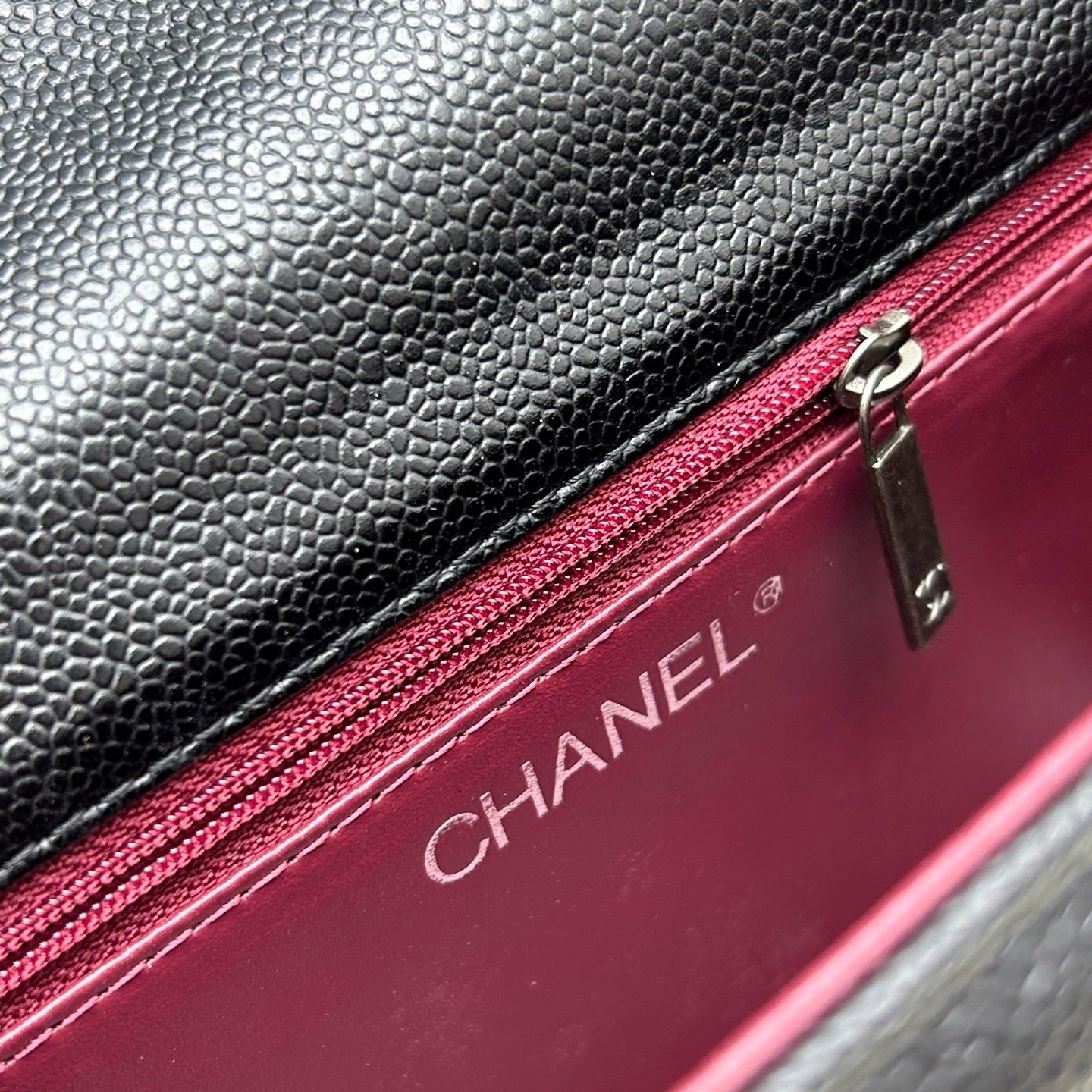 Chanel Boy Bag – Authentic Quilted Leather Luxury Shoulder & Crossbody Handbag