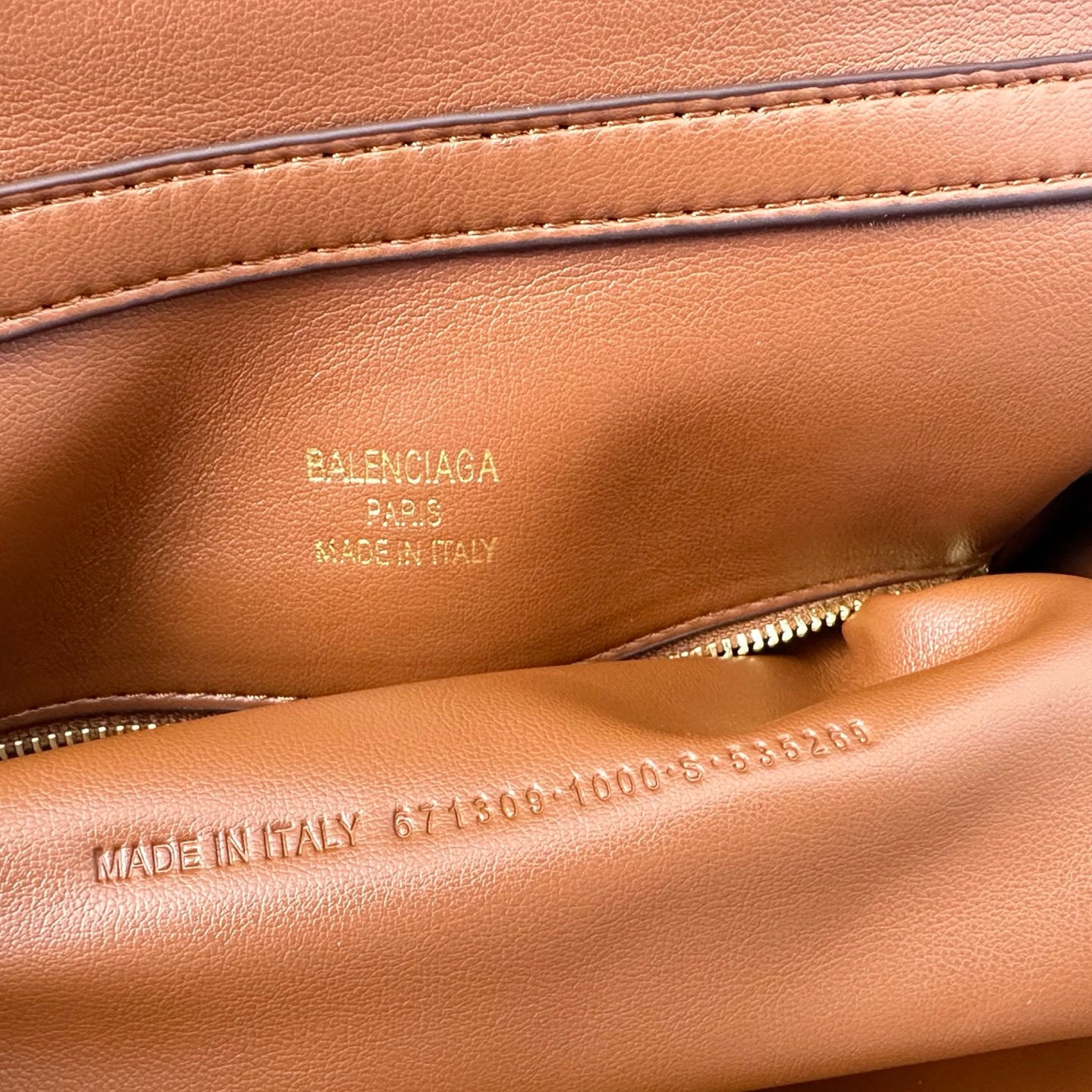 Balenciaga Rodeo Medium Handbag