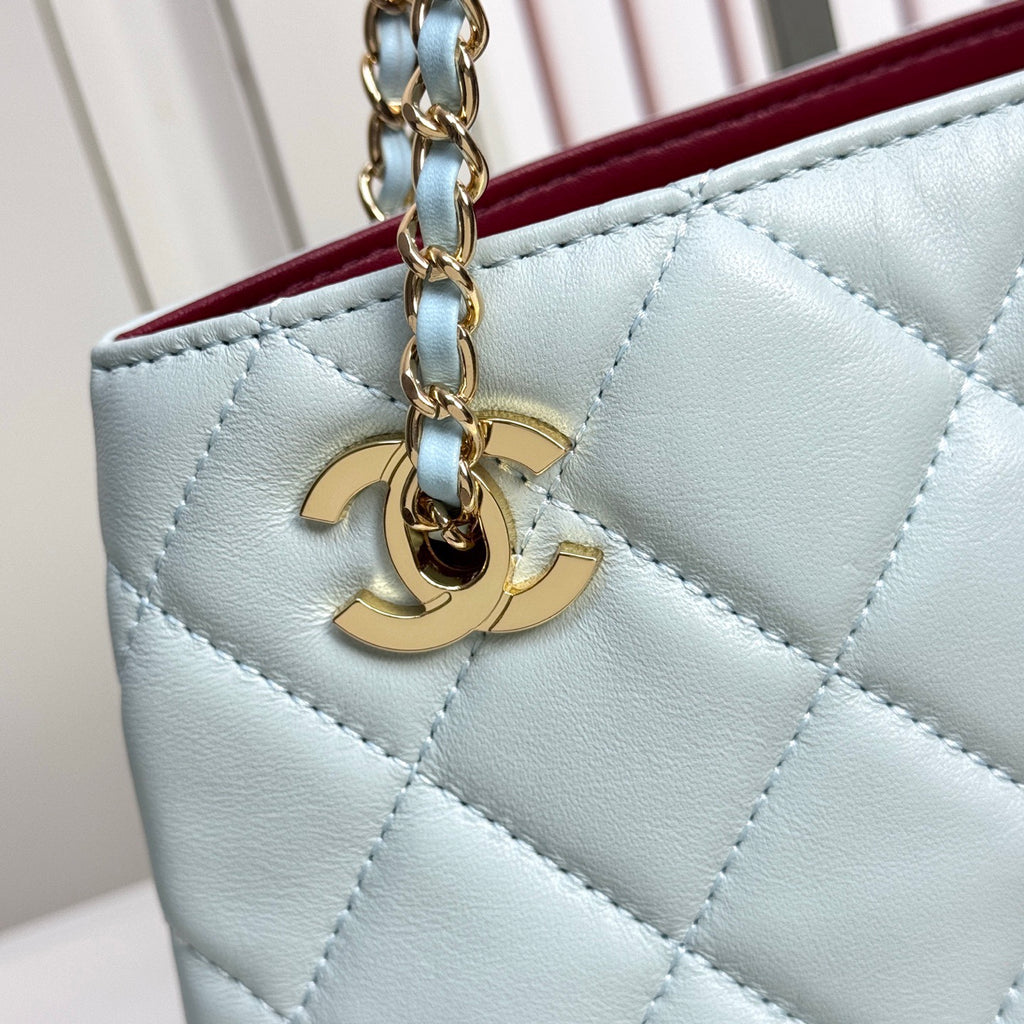 Chanel Gabrielle Hobo Bag – Quilted Leather Luxury Shoulder & Crossbody Handbag
