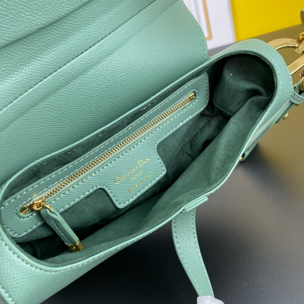 Dior Saddle Bag – Luxury Leather Shoulder & Crossbody Handbag